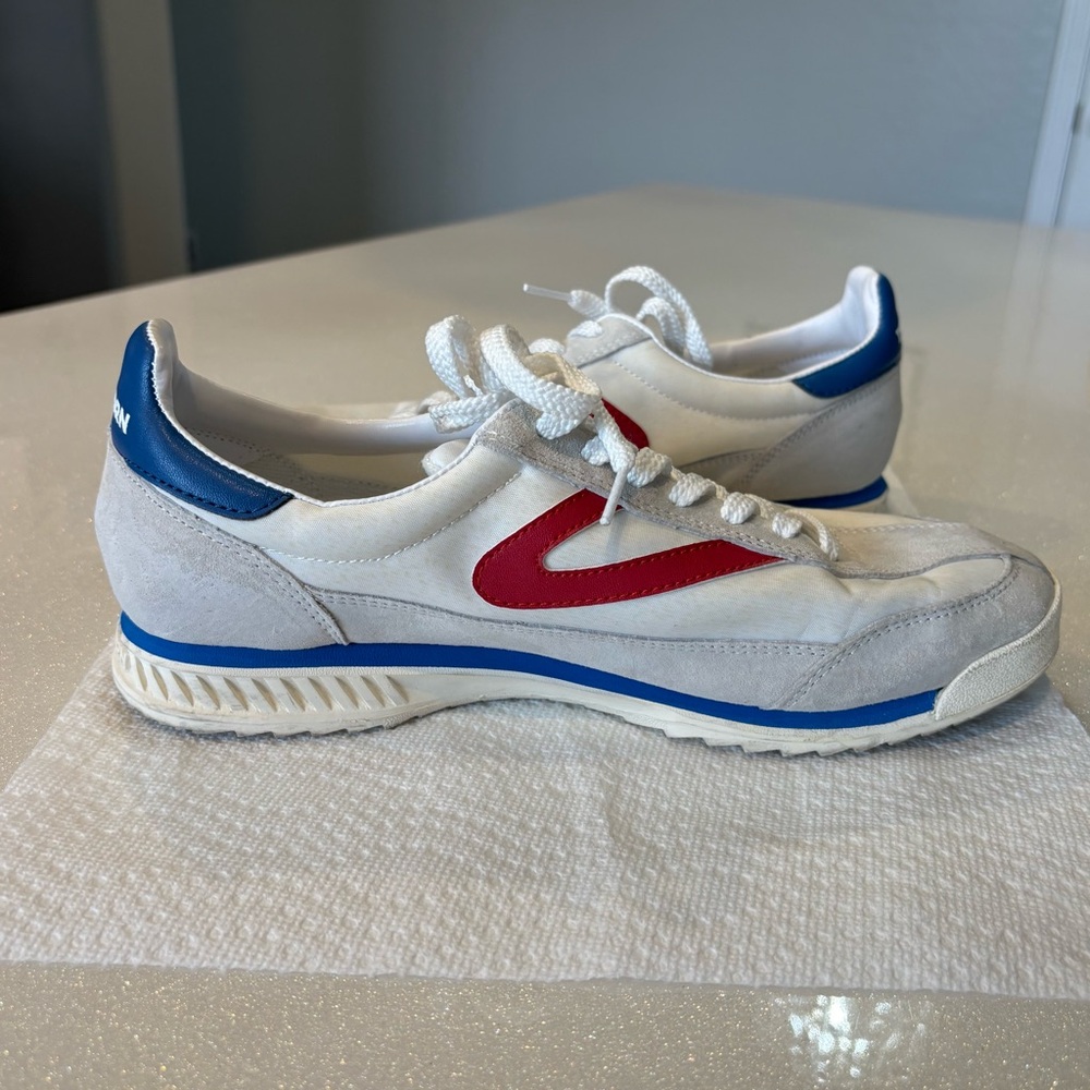 Tretorn White LeaoSneakers with Red and Blue Details - Picture 2 of 9